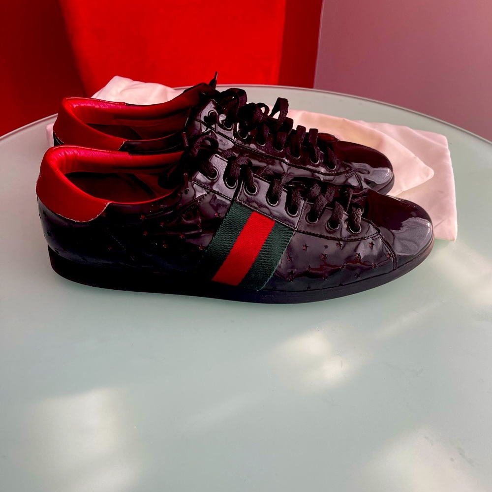 Gucci Walking Shoes